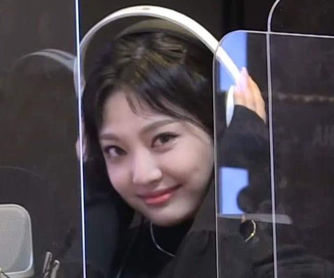 aeght8's tweet photo. aespa girlies and their dimples 😂 https://t.co/4fkGZaj64x