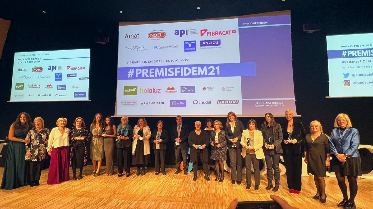 fibracat's tweet photo. Meritxell Bautista (@txellbq), Cofundadora de @fibracat i Presidenta de @FibracatTV, flamant guanyadora del #PremisFidem21 a la #Corresponsabilitat. #ReDonesFIDEM
➡️ @FundacioFidem, Fundació Internacional de la Dona Emprenedora, porta 25 anys visibilitzant el #talentfemení. https://t.co/Bwvqwd8uZe