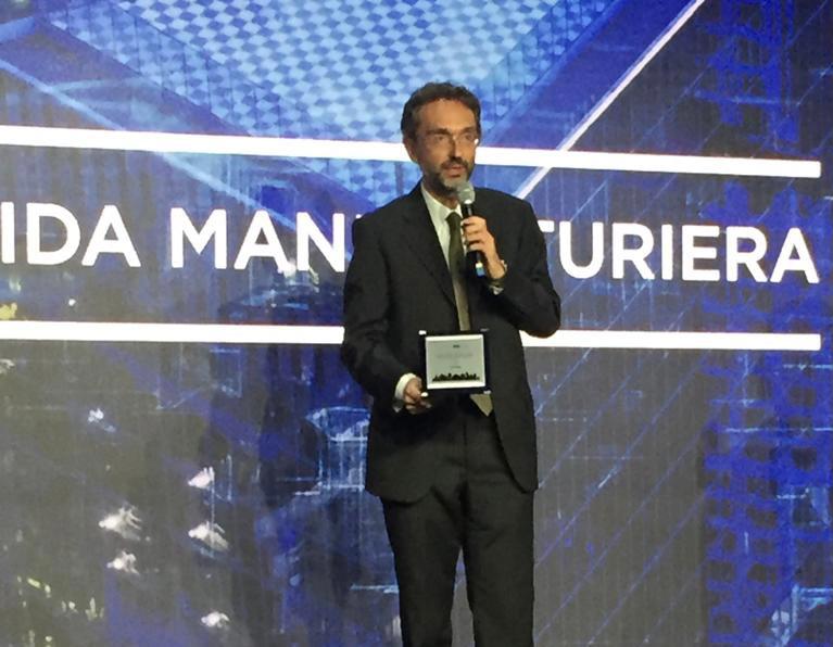 MarzocchiPompe's tweet photo. Siamo lieti di condividere con voi il #Premio "Sfida Manifatturiera" assegnatoci ieri sera in occasione del #FinanceGala, organizzato da #IntegraeSIM, per la nostra #costanza nell'approccio #make e per la #progettazione di una pompa #innovativa come #Elika!

#resilience https://t.co/lUwwmztbSt