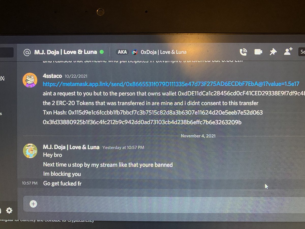 blackcvsh's tweet photo. @NoFunToads @ztdoja @NFT69420 @CardsTradeup @helallensana1 @KrisVandenberg5 this guy mods for a discord scam, tried to ask him for help today n this is how he replies https://t.co/Dug3hd9YaD