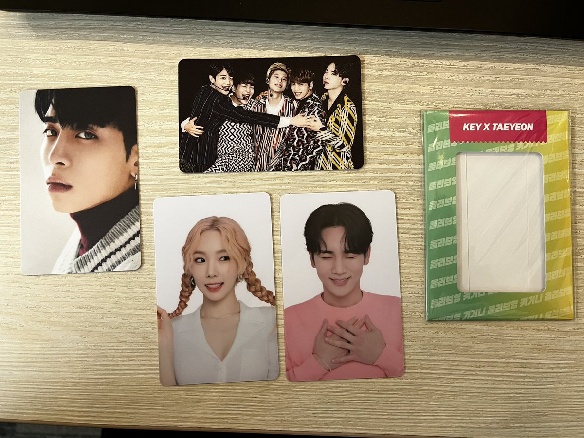 keyroharu's tweet photo. My Olive Young photocards arrived today!! 🥰🥰🥰 SOOOOOO PRETTYYYYYY!!! Yayyy!!!! Thank you @MoonDropPH ❤️ #MoonDropPHFeedback https://t.co/nEeQBLsZuV