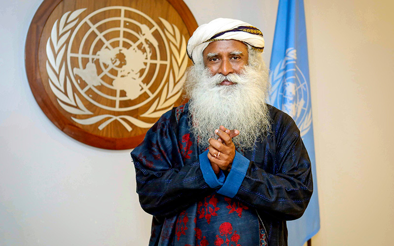 SadhguruJV's tweet photo. Humanity has gained immense knowledge and capability because of science and technologies. But are we using it for our wellbeing? Without creating conscious humans and a #ConsciousPlanet, all this will spell disaster. #SadhguruQuotes #WorldScienceDay https://t.co/Aydjs8eYJn