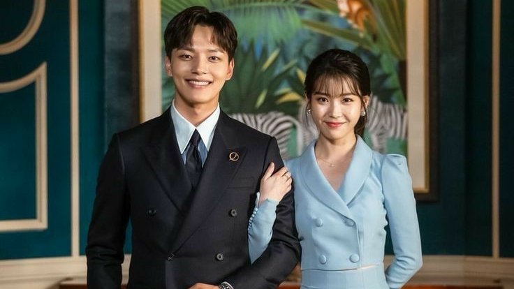 kdramathoughts_'s tweet photo. i miss these kdrama couples 🥺 https://t.co/mGEIi9BdZj