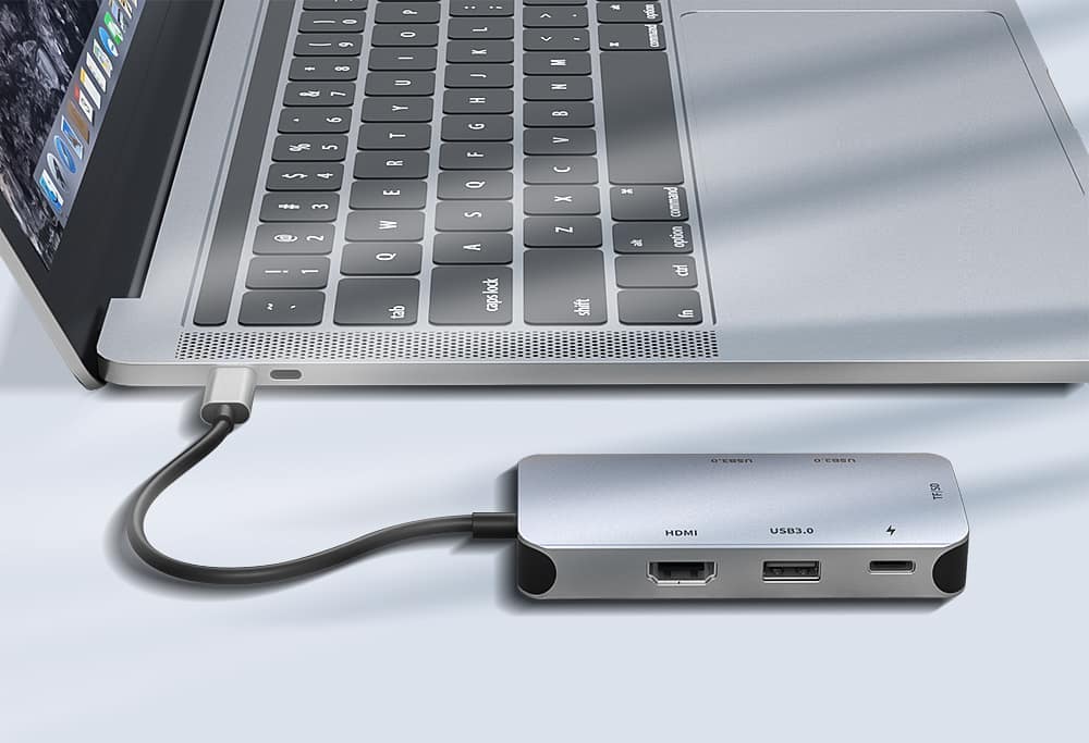 RayCueOfficial's tweet photo. Ultra-compact media, data, and charging USB-C hub tailored for laptop, makes your work setup simple, organized and full of power.

Explore more: https://t.co/WivxICrO15

#RayCue #usbhub #usbhubs #MultiportHub #usbtypec #macboook #macbookpro #setups #setup #techgadgets #work https://t.co/qcFFkDODxT