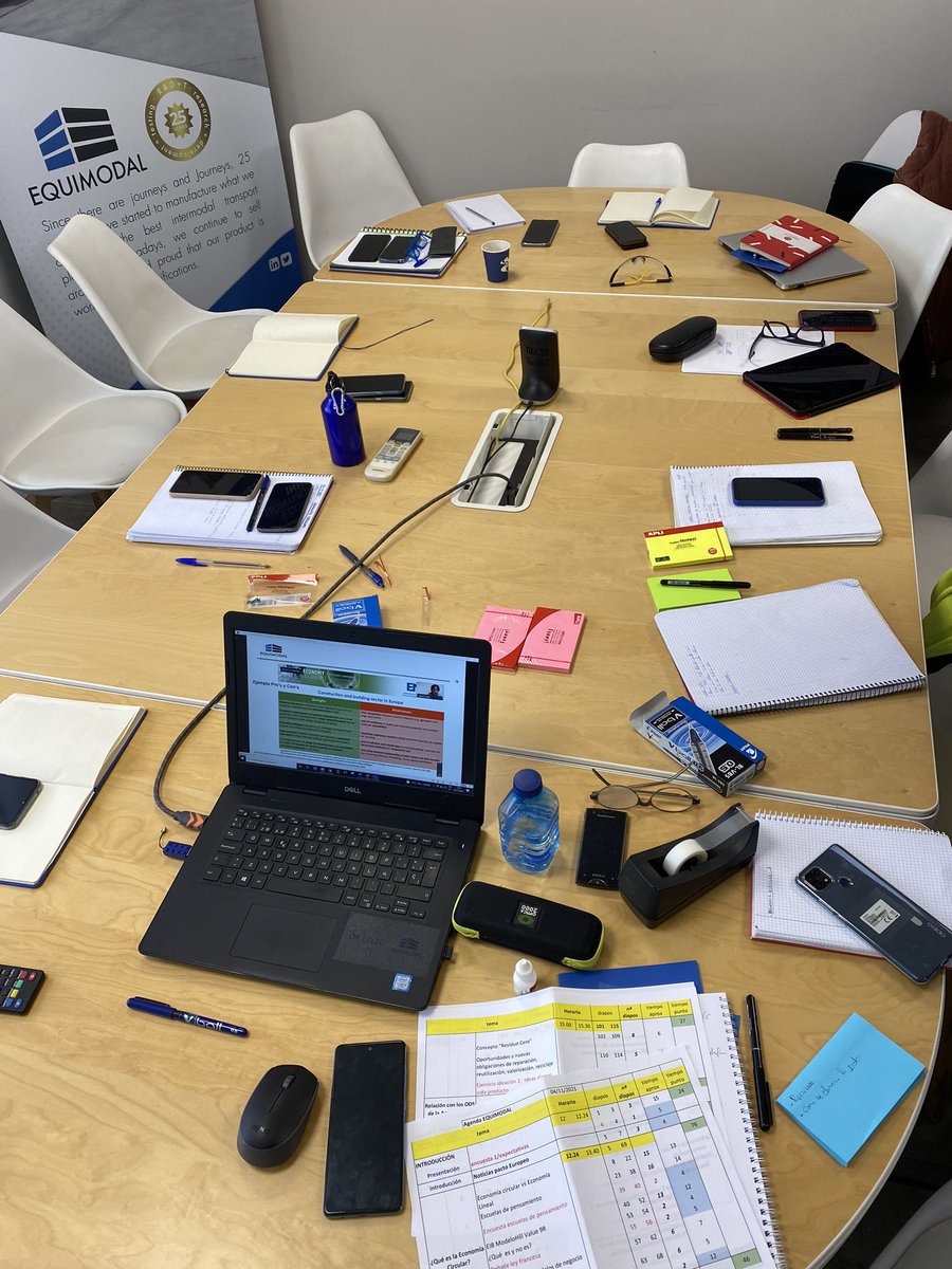 Essentia_ideas's tweet photo. Gracias @Equimodal_ por hacernos partícipe de la sesión de formación interna.
#EconomiaCircular
#ExExE https://t.co/KkVRFDu8Ka