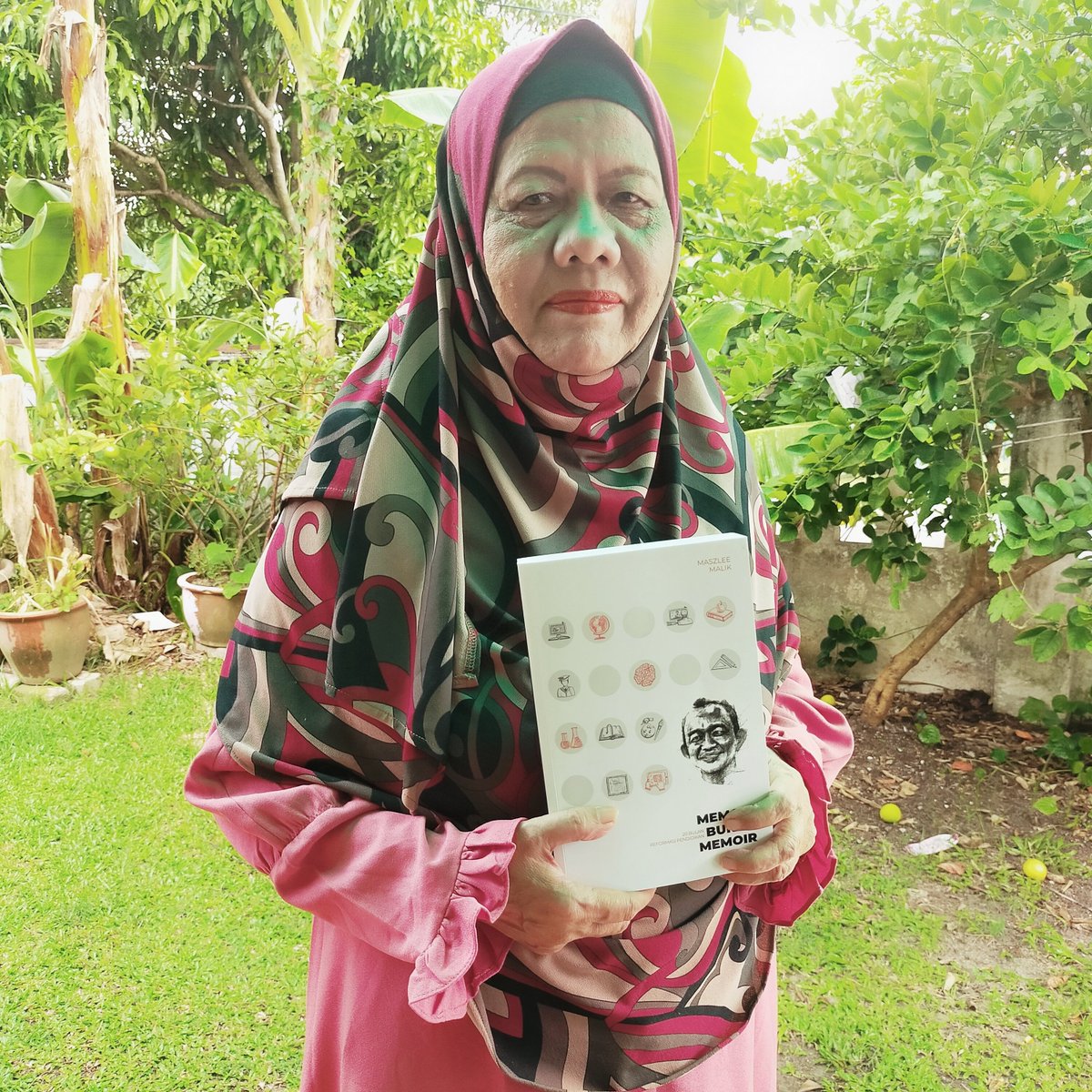 Pastinya mukasurat 356 yang menarik perhatian Bonda <a href="/SnZurinah/">SN Zurinah Hassan</a> 🌹☺️