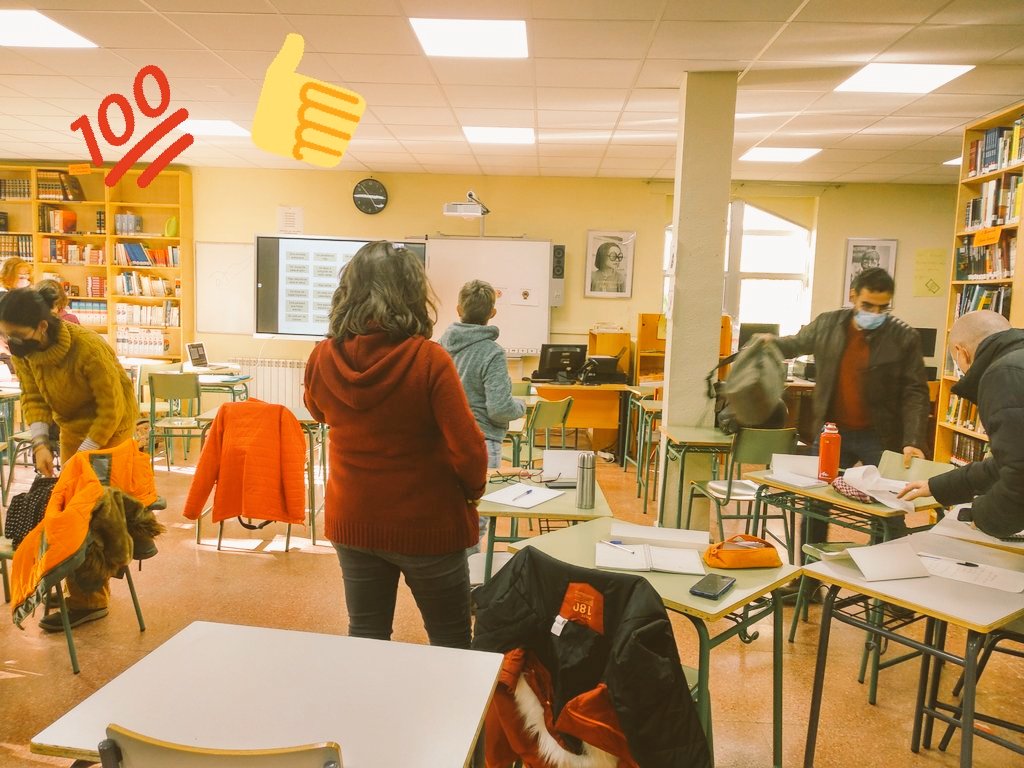 Ayer acompañamos a los profes de la #ESO del IES la Dehesilla a través de nuestra propuesta sobre #aprendizajecooperativo. Es estupendo sentir la disposición del profesorado para poner en marcha esta metodología inclusiva. Nos vemos otra vez en enero! <a href="/mariavarasmay/">María V.M.</a>