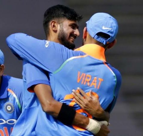imK_Ahmed13's tweet photo. Wishing you a very happy birthday @imVkohli bhai🎂 have a great day and year ahead 🇮🇳 God bless. #HappyBirthdayViratKohli https://t.co/kHALbtoL1Y