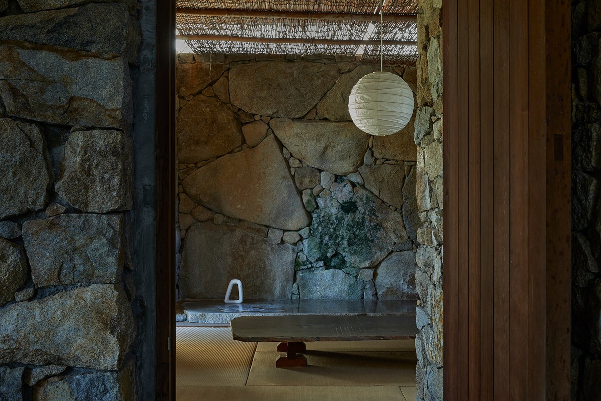 glmrvn's tweet photo. Stone House – A Modern Temple
https://t.co/2Xr7XEgQ0l https://t.co/MlbvFKHtee