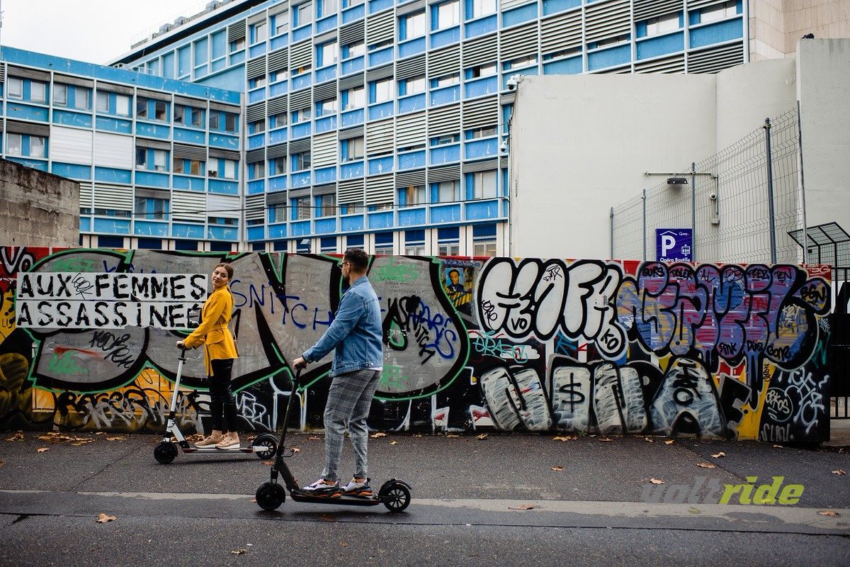 voltride_eu's tweet photo. Autumn romance 🍂💚

#etwow #electricscooters #autumn #romance #citylife https://t.co/j8FiKCt2N0