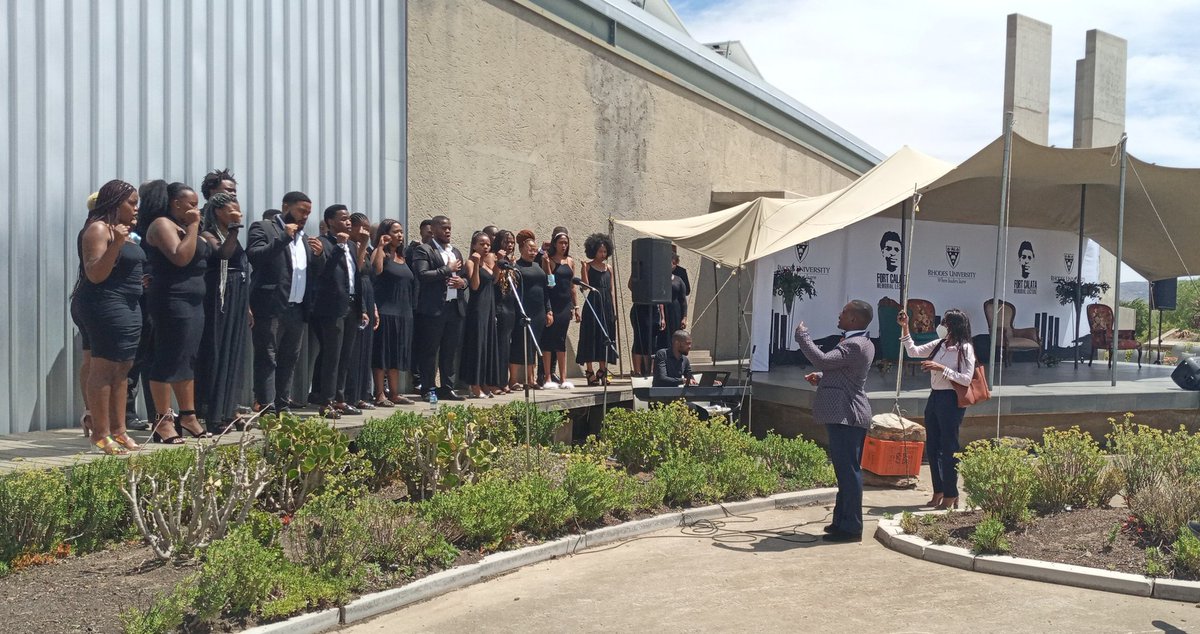 Rhodes_Uni's tweet photo. Beautiful choir opening the inaugural #FCML. #QuestforJustice #FortCalataFoundation #CradockFour https://t.co/ZTcHOTYOtv