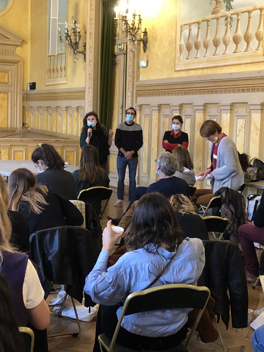 gwenaustin75019's tweet photo. #seniors #coordinationPersonnesAgees c’est parti pour la 2ème coordination personnes âgées ! Quel plaisir de retrouver nos partenaires et les équipes #DASES pour « de vrai » en salle des fêtes de @Paris19e ! Programme dense mais riche en informations, ateliers 👏🏼 https://t.co/T3viCamI1M