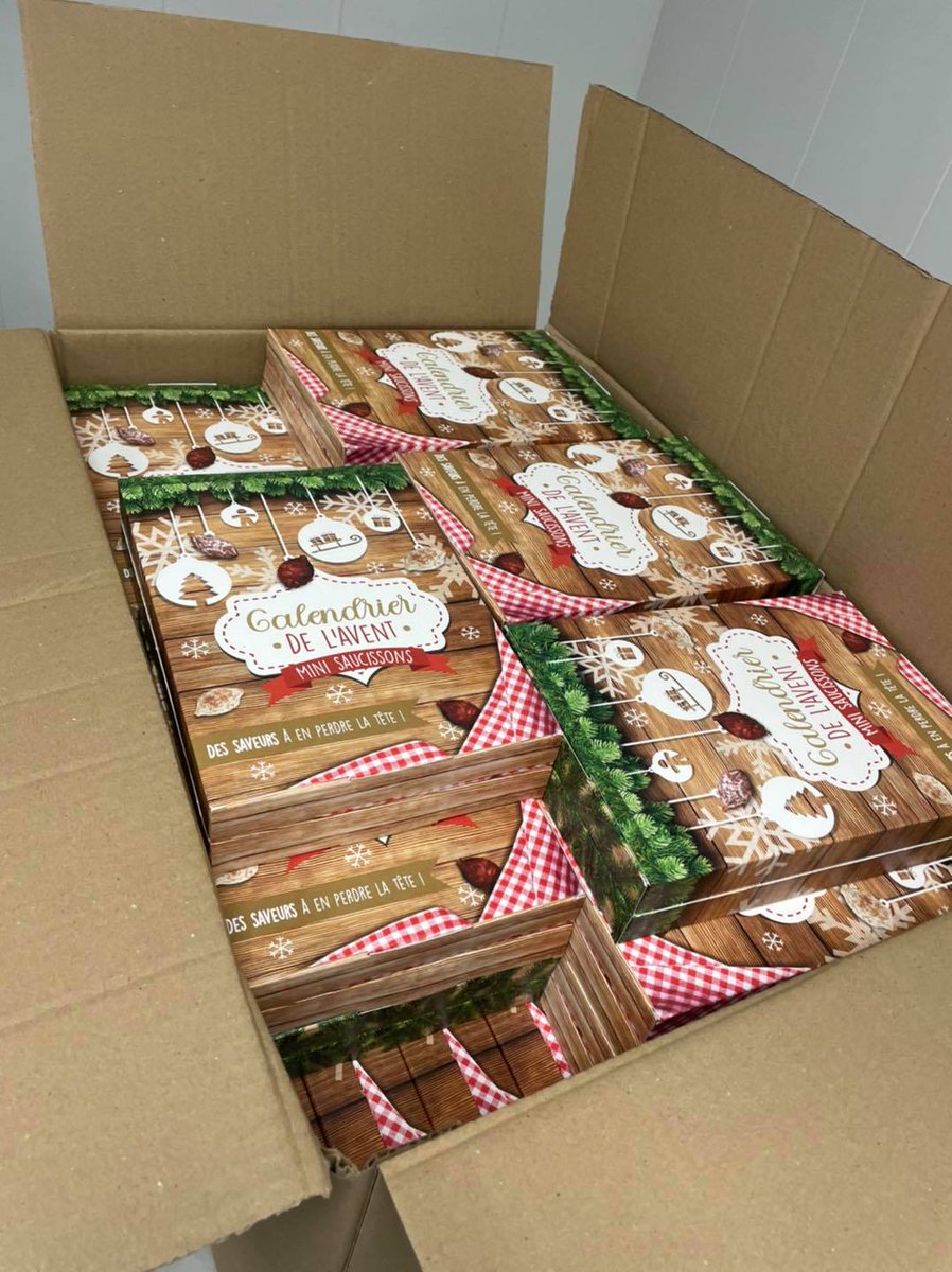 JeanBalThermo's tweet photo. #Thermoformage #Calage #calendrierdelavent Les saucissons ont aussi leur Calendrier de l'avent Maison Gautier Reims en cours de confection  😋 

Disponible dès à présent à la vente : site internet, à emporter ou en livraison à domicile. https://t.co/CDq0YTZTUM