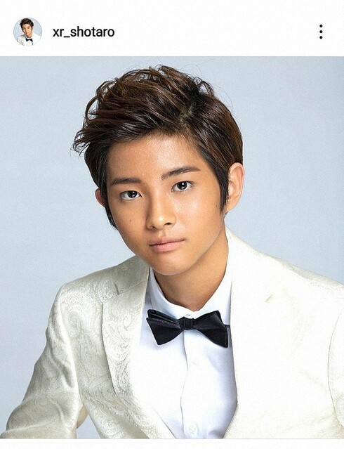 livedoornews's tweet photo. 【話題】山口達也さん長男・Shotaro、ハワイ初のボーイズグループでデビュー
https://t.co/vMsTpR1g4B

ハワイ初のボーイズグループ「CROSSING RAIN」に加入しデビュー。「この旅を始めることにとても興奮しています」などと、英語でコメントした。 https://t.co/YcRrDquvZz