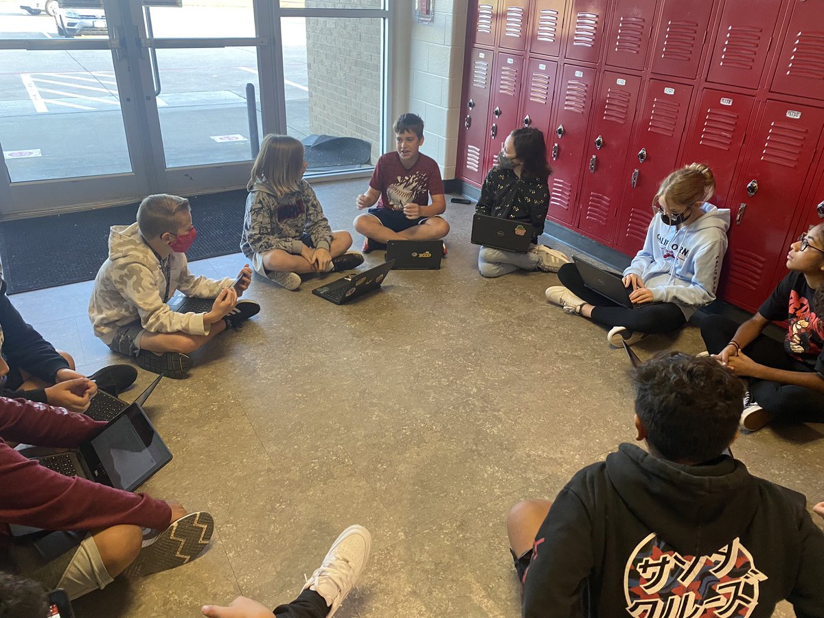 msmooreGT's tweet photo. Philosophical chairs group planning over the essential question “Should animals be kept in zoos for their protection?” Love these critical thinkers! @CTMSWolfWay https://t.co/c9UnhsU1M1