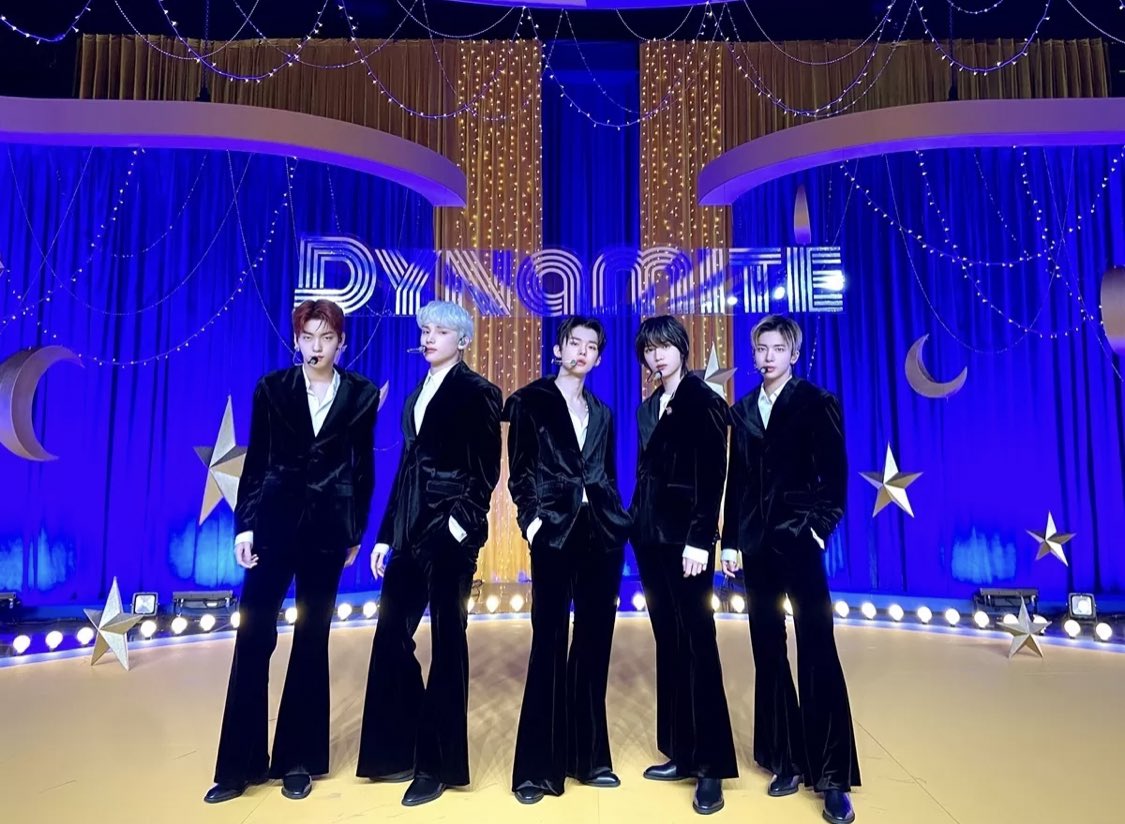 TXT_96_'s tweet photo. 色々と嬉しいのにスタイルお化けで脚長すぎて泣く とぅばと言ったら脚だし脚と言ったらとぅば()
 #TXT #TOMORROW_X_TOGEHTER  #MUSICBLOOD https://t.co/UAZbR10QrU
