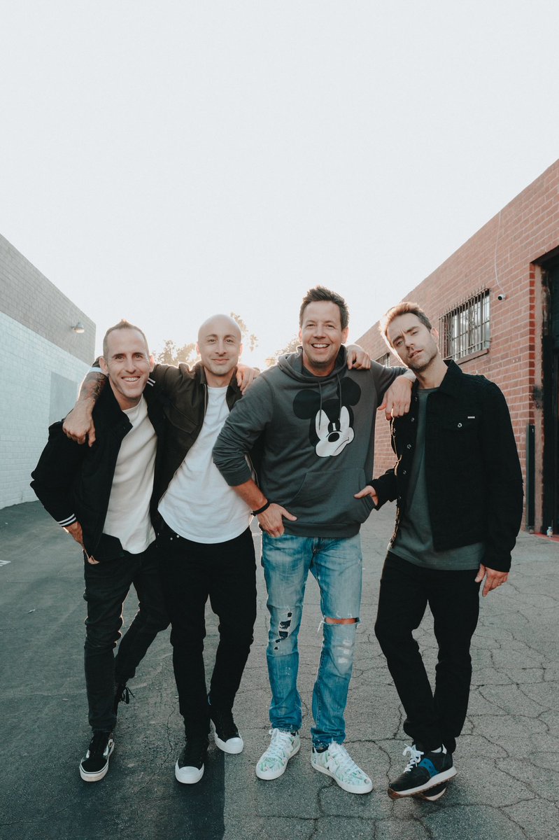 SimplePlanPicss's tweet photo. https://t.co/rEEfWRd1D1