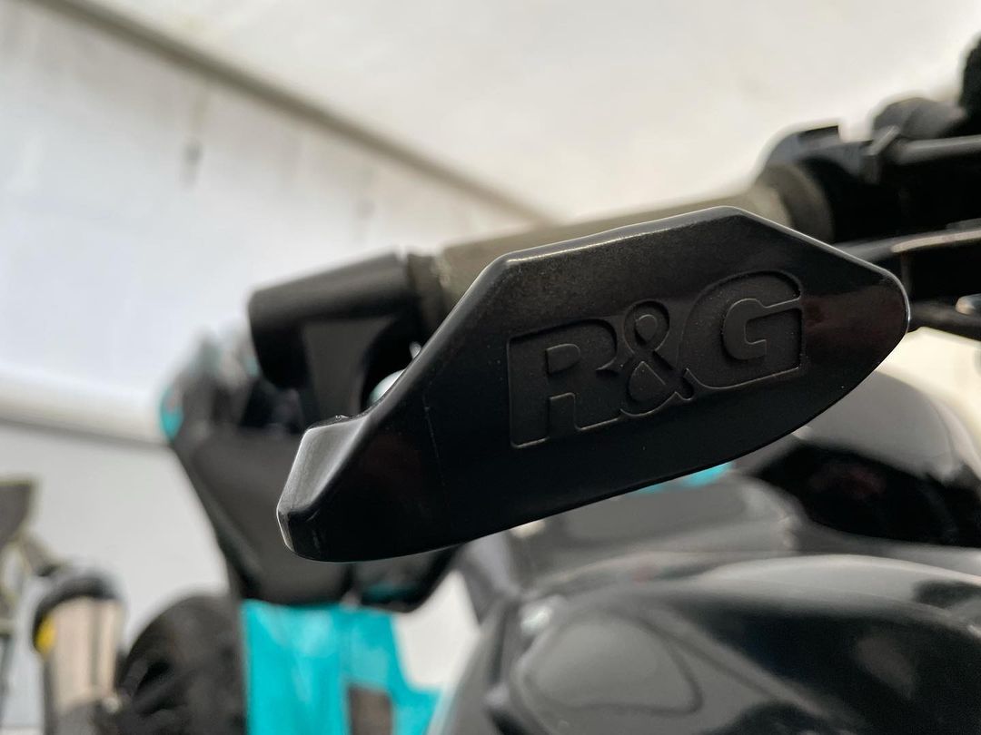 RnGRacing's tweet photo. Cool shot of our R&amp;G Brake Lever Guard from @CAM_Racing17 https://t.co/V4Ak0YdgNc