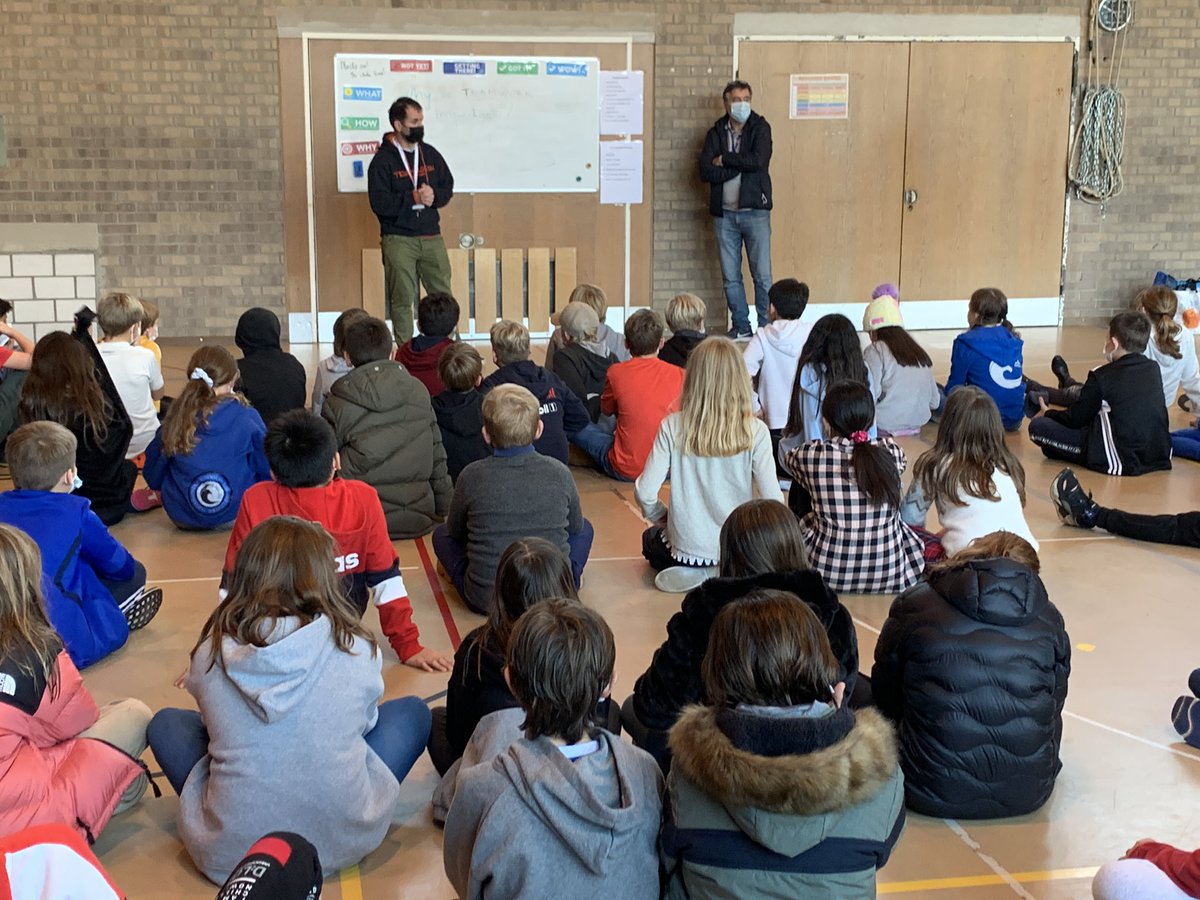kmatthewsed's tweet photo. Why is teamwork important? Gr 5 hearing from a doctor and pharmaceutical scientist about how he uses teamwork in his current role as part of their PE inquiry into teams and cooperation. #iszl https://t.co/M1UMNCEErI