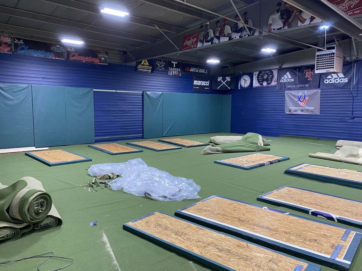DWuis17's tweet photo. Sneak peek… greatly appreciate the help and hours put it. Little over a week out & much more to do!! #PremierTraining #TopTierMichigan #RollTier #RollPremier #ExpectGreatness https://t.co/7j0ulo4aek