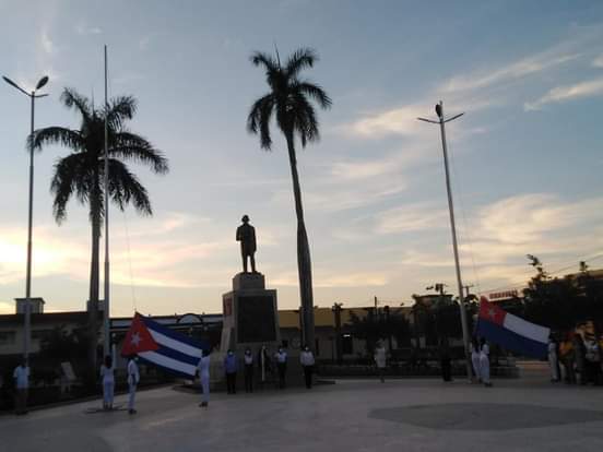 La Villa San Salvador hoy cumple 508 años de fundada. Orgullo de sus pobladores y de  #Cuba. Tierra de grandes hombres, #CunaDeLaNacionalidad. #Céspedes, #PeruchoFigueredo, #FranciscoVicenteAguilera, entre otros, figuran entre sus hijos amados.
#TenemosMemoria