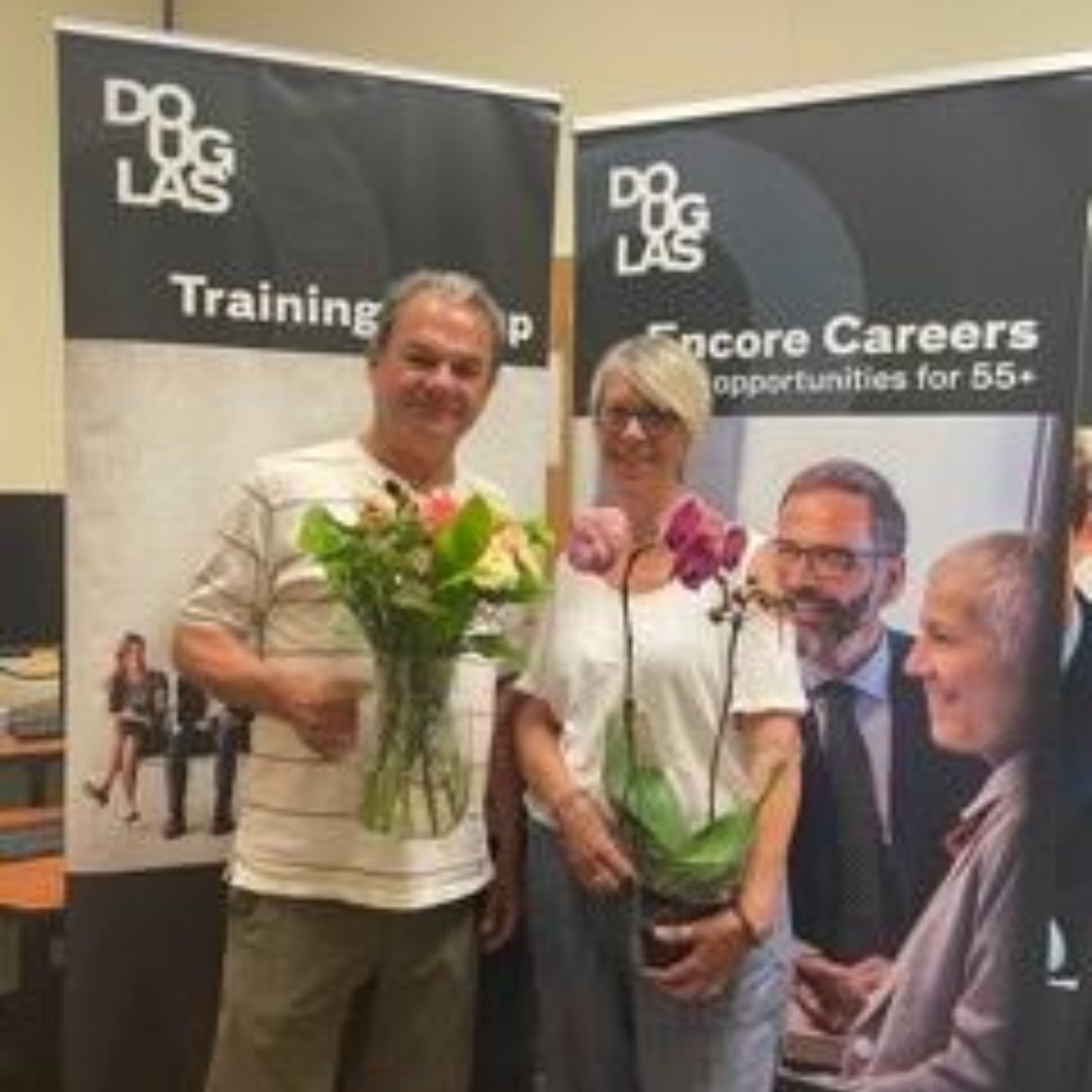 tg_programs's tweet photo. Thank you to our lovely mature workers for your colourful gifts of thanks. Gratitude is one of the most infectious feelings &amp; we look forward to paying it forward with another group of career shifters Jan. 10/2022.

Learn more👉https://t.co/DWlk3XuLXB

#MatureWorker #OlderWorker https://t.co/ukIvfgzy4t
