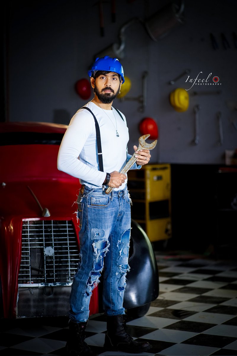 ActorMaanas's tweet photo. Good Evening ❤️

#teammaanasnagulapalli ❤️

#Maanas #biggboss #biggbosstelugu5 #biggboss5telugu  #MaanasNagulapalli #biggboss5 #biggbossofficial #biggboss5 #starmaa https://t.co/BBdIUbXWJY