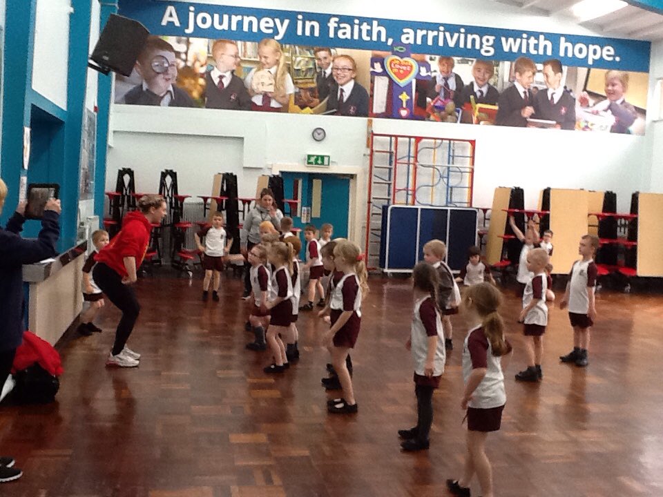 ThomasYear1's tweet photo. We have been learning how to do African dancing. #gstcepe #gstcedrama #fun https://t.co/7nbYINckwX