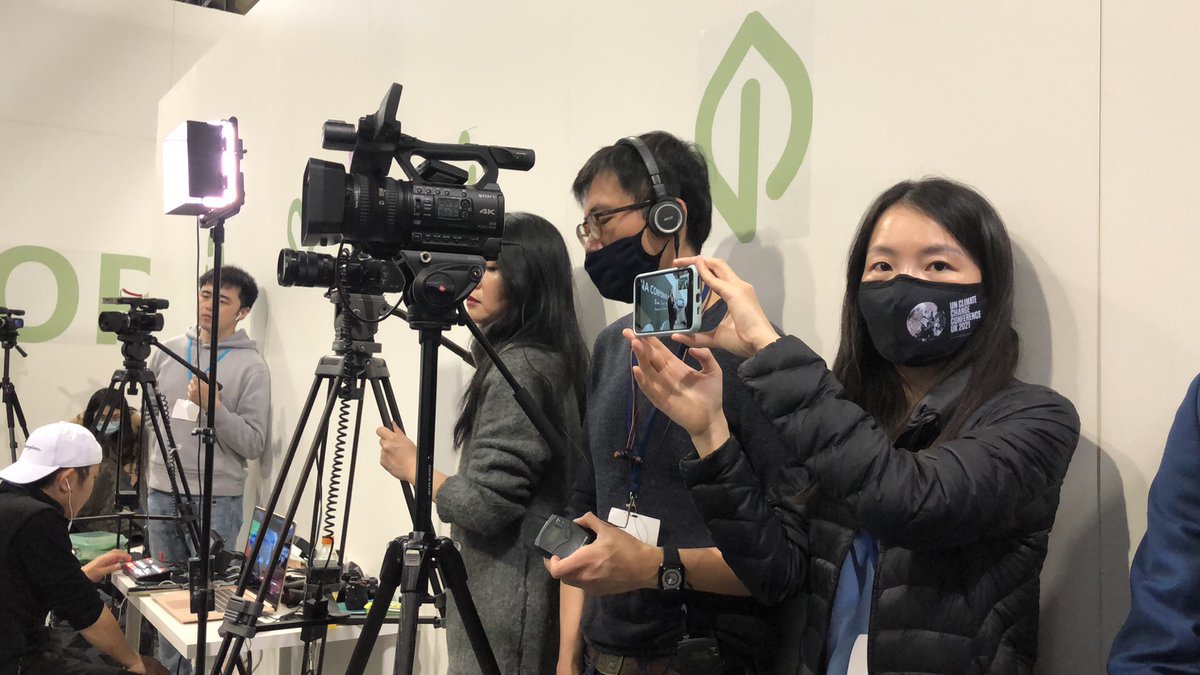 GAUC_News's tweet photo. Salute to the GAUC COP26 volunteers for bringing us the live event onsite! https://t.co/5ClydSDKSb