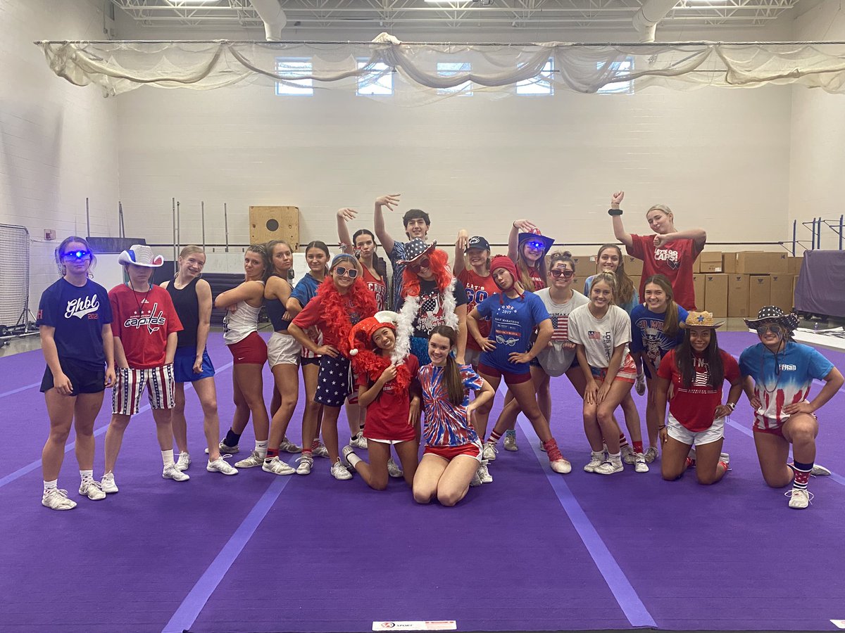 bfieldcheer's tweet photo. Last Practice💜
GO USA 🇺🇸 https://t.co/D1a601rcJS