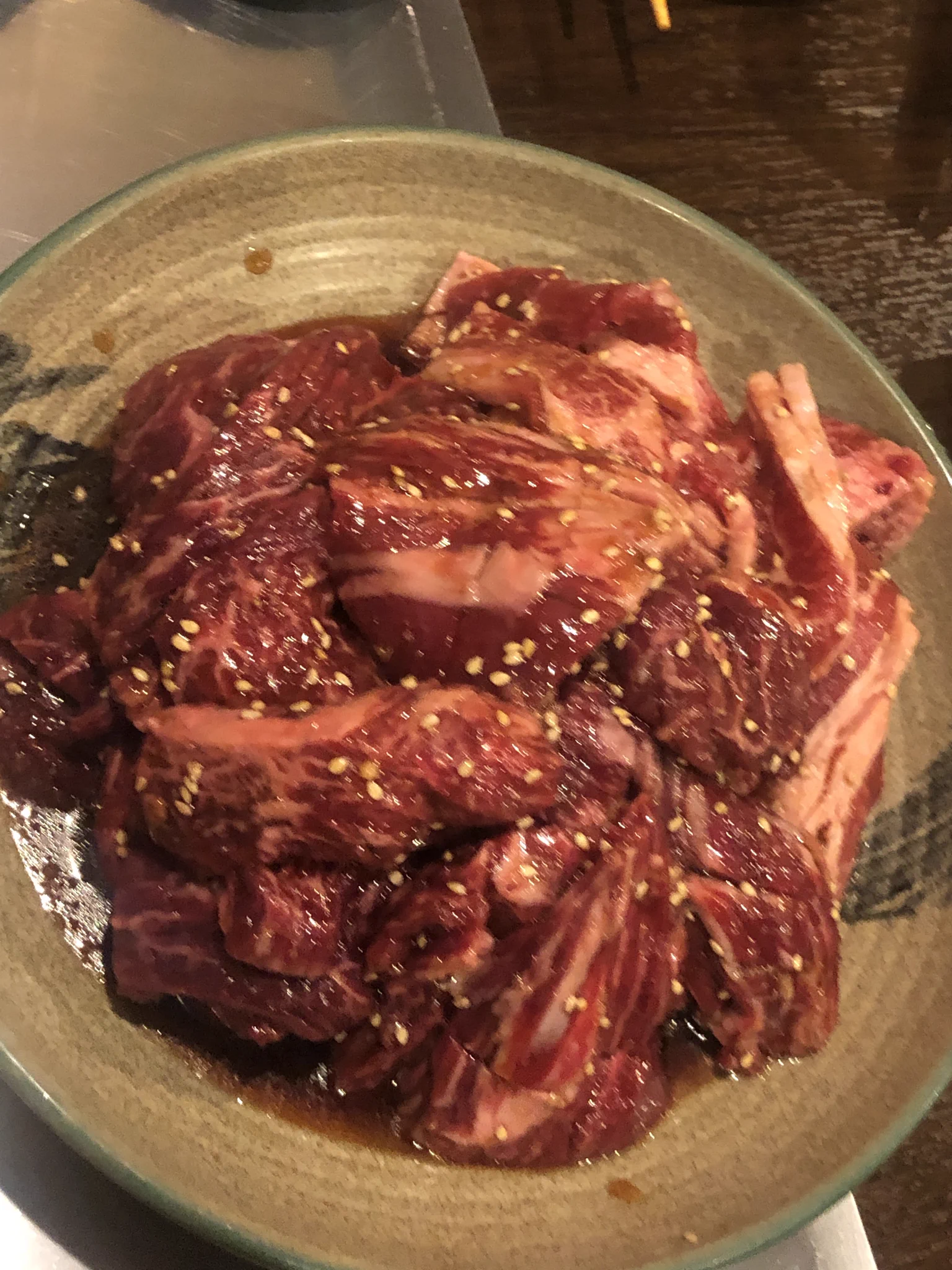 このクオリティで2000円！？アキバの焼肉食べ放題が凄い！