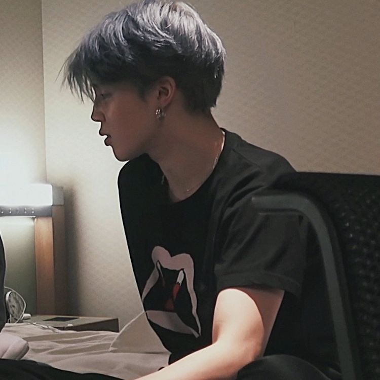 JIMINIILI's tweet photo. https://t.co/gL3Eu8ist0