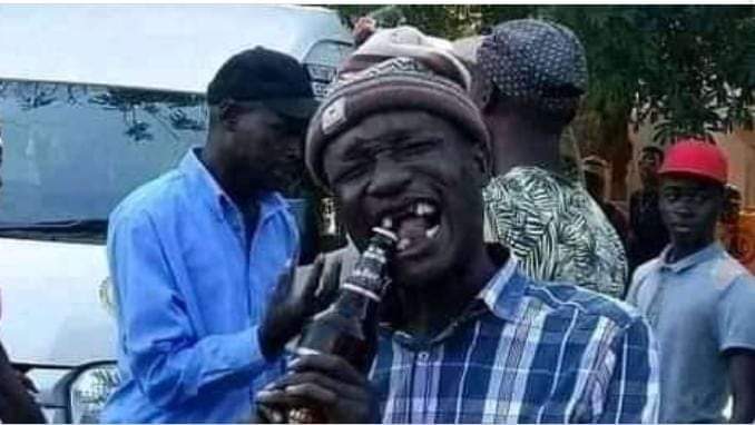 01_comfort's tweet photo. @MichaelBucwa Msebenti wale Booty kunukisa le N12 nekutsi ishelele le N12 https://t.co/BJ9DPzeUhF