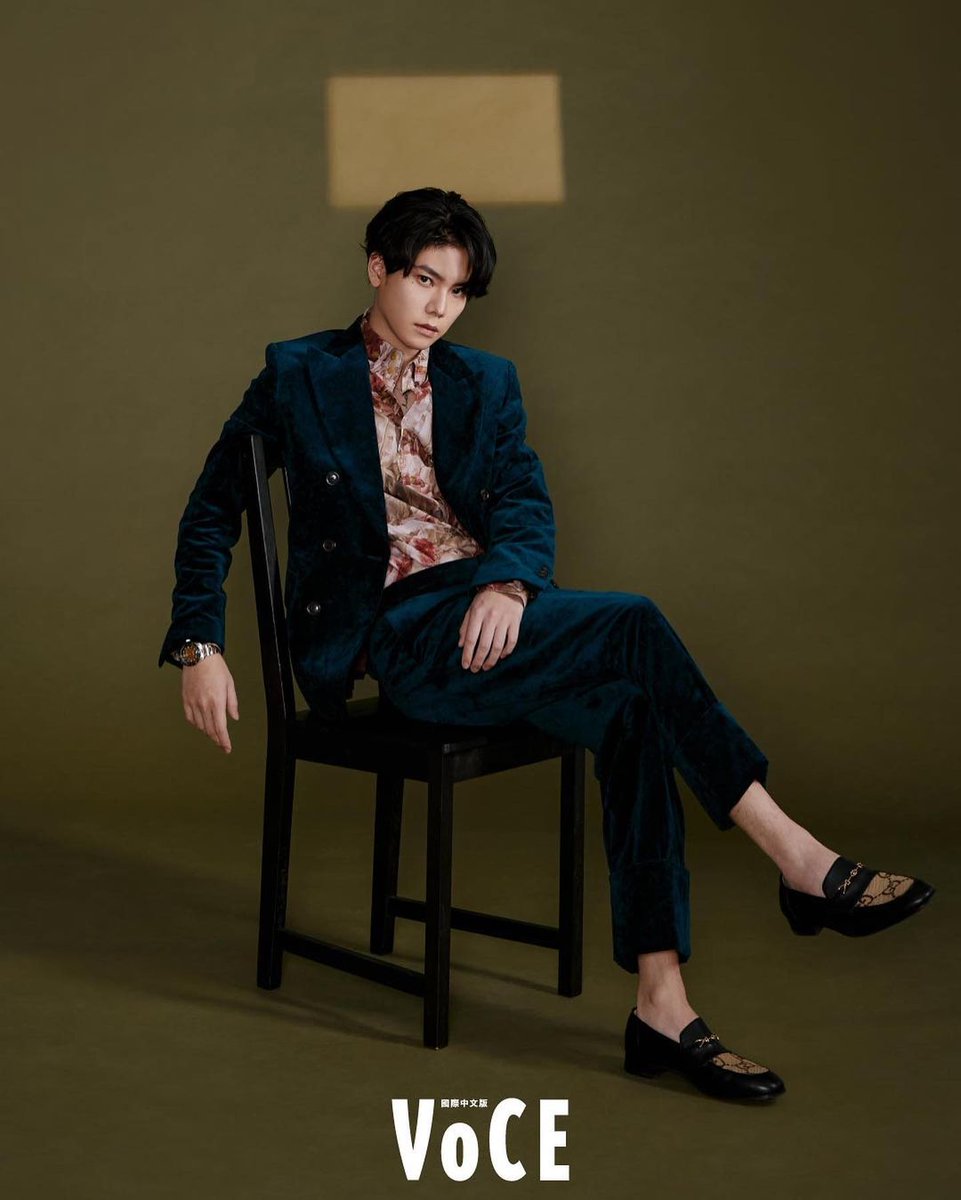 YUSUKE__TH's tweet photo. ✨ VoCE Update on Instagram ✨

ปกประจำเดือนพฤศจิกายน Yang Yuteng YU เพิ่งเดบิวต์ได้เพียงปีเดียว เขาประสบความสำเร็จในการเป็นเทพชายคนใหม่เพราะผลงานของเขา ละคร BL ยอดนิยม "No.1 for you" อ่านสัมภาษณ์เต็มได้ที่ลิ้งค์บนไปโอ  https://t.co/l4j6au327q (IG)

#หยางอวี่เถิง 
#YANGYUTENG https://t.co/cElHoaqtG6