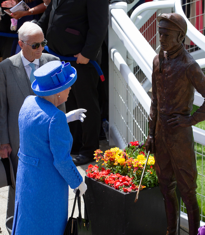 Happy Birthday to an absolute legend of our sport, Lester Piggott, who turns 86 today! 
