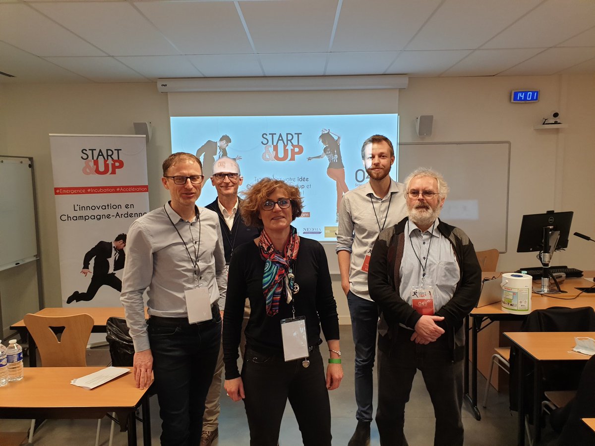 pole_materalia's tweet photo. 📢 [ ℕ𝔼𝕎𝕊 𝕄𝔸𝕋𝔼ℝ𝔸𝕃𝕀𝔸 ] #MatActu ["Comment développer son innovation technologique et industrielle avec les ressources du territoire" ] avec #StartUP

👀 Retour en images sur l’intervention de nos deux chargés d’innovation!

 #Business #Entrepreneuriat #StartandUp https://t.co/qVdUBLN562