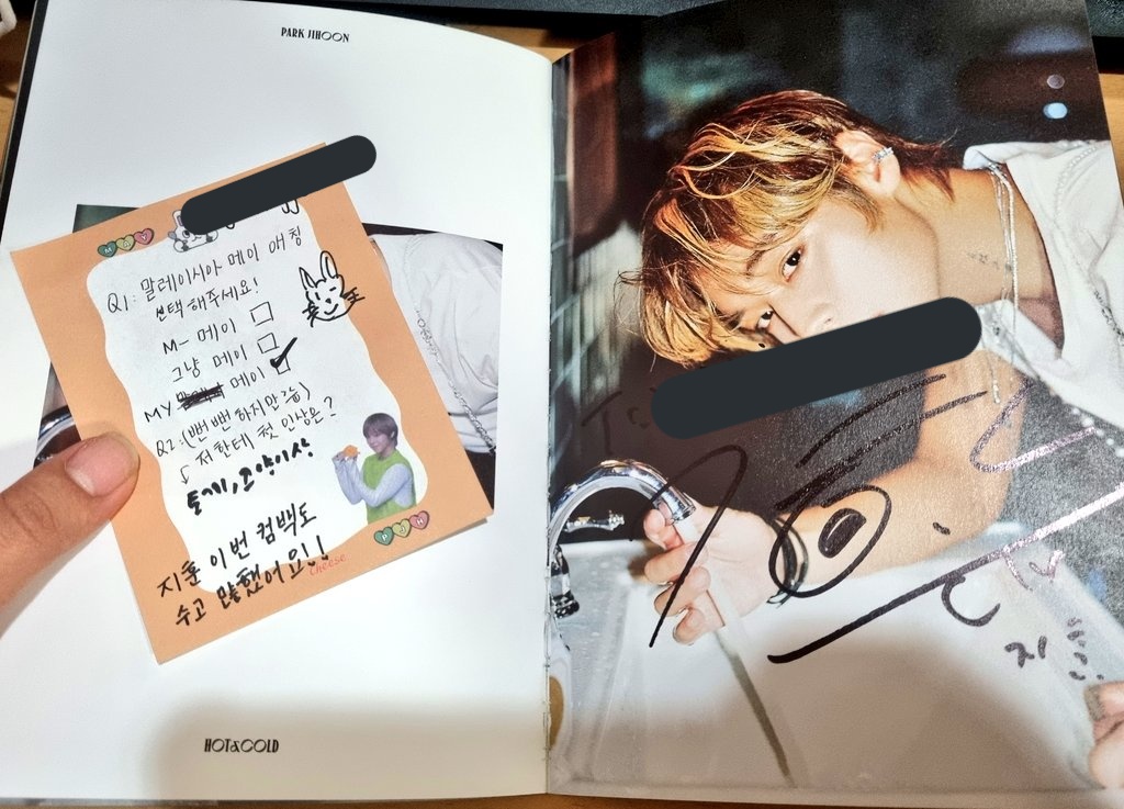 PeachBlast__'s tweet image. 211105 박지훈 제이제이뮤즈 팬싸인회

Q1: Choose a nickname for Malaysia MAYs
✅MY May

Q2: (I know I'm shameless 😋) First Impressions of me?
A: Rabbit, Cat liked 🐱🐰

오늘도 행복했었다 ❤️❤️❤️

#PARKJIHOON #HOTnCOLD