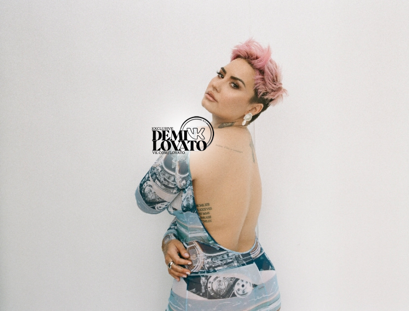 rusleakdemi's tweet photo. 📸 Demi Lovato — Glamour (2021) | @ddlovato 

I vote for #demilovatodancingwiththedevil for #ThePopSpecial of 2021 at the #PCAs https://t.co/Vl5jAl9xxP