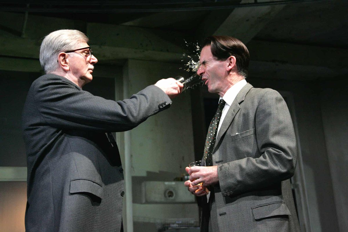 PlaygroundPoddy's tweet photo. Written in 1958 but not performed until 1980, THE HOTHOUSE premiered at @Hamps_Theatre directed by Pinter himself, who also starred in the play when it was revived at @ChichesterFT in 1995 https://t.co/tcjXro2uOX