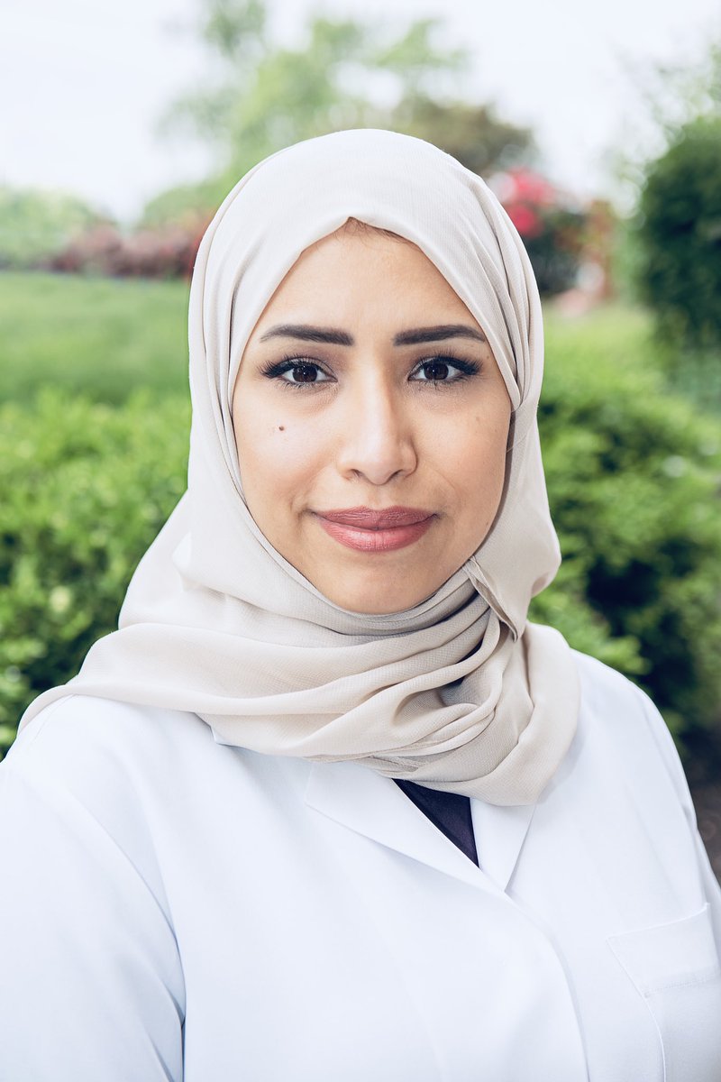 السيده الدكتورة فاطمة القديحي استشارية اصلاح وتجميل الاسنان، اول طبيبة عربية في لجنة البورد الأمريكي وهي أعلى هيئة مختصة بامتحانات أطباء الاسنان في أمريكا, شاركت في العديد من الأعمال التطوعية والخيرية في امريكا, تعاونت مع إحدى العيادات لعلاج المبتعثين السعوديين.

<a href="/fatemaalqudaihi/">‎د.فاطمة الشيخ القديحي Dr.Fatema Alqudaihi</a>