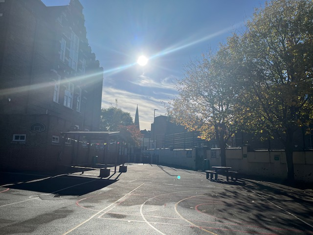 ArkJohnArcher's tweet photo. ๐Please do take a look at our latest newsletter... https://t.co/BvD3YoUgv8 We hope you have a great weekend and thanks for sharing a great week of learning with us here at AJA! #TogetherAsOne #Community ๐#LetSuccessBeYourNoise https://t.co/svwHwafAeU