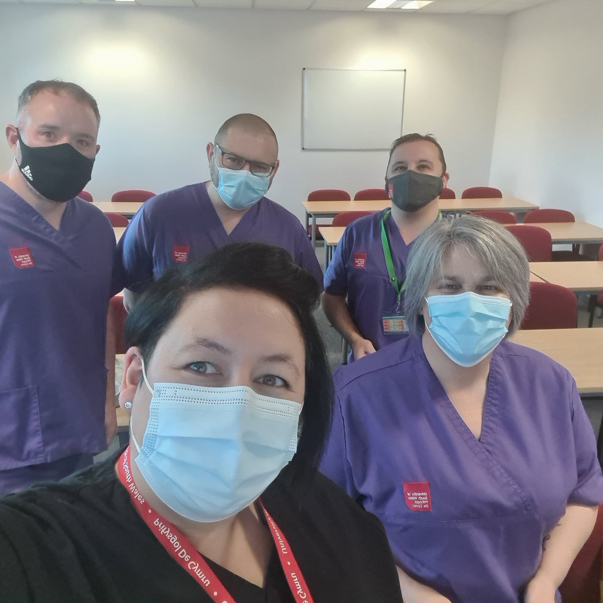 LaurenJones1985's tweet photo. Fantastic morning teaching skills to flexi students. Really engaged students was a brilliant session! @USWCareSciences @USW_ClinSimCent @mountgirl77 @PDavies25 https://t.co/dj03eNf5dL