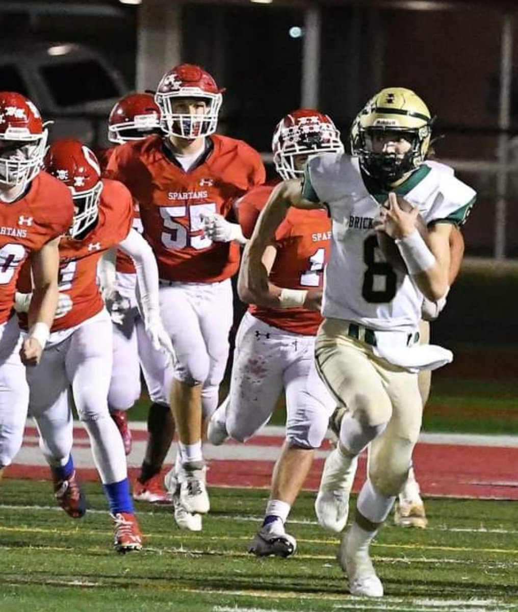 Sophomore QB <a href="/ConnorDietz6/">Connor Dietz</a> broke the school record for points scored in a season with 116. Evan Gillen, PJ Mazzeo, Colin Mullahey, Sam Azzaretti, Brett Baxter have paved the road for Dietz all season. The old record was 114, set in 1990 by Mike Devivi. Photo cred: Michele Hulsart