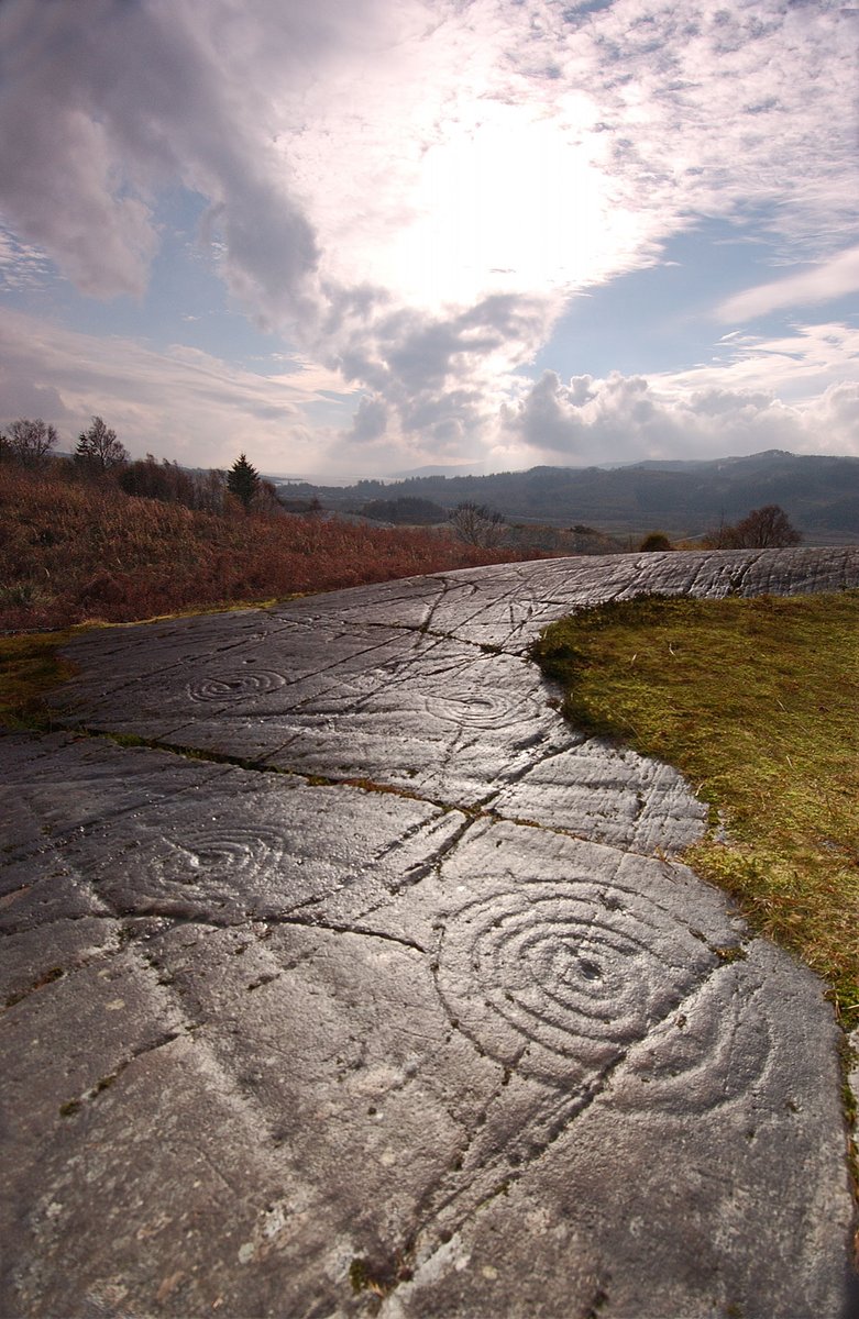 HistEnvScot's tweet photo. Thanks to your #MonumentMonitor photos, we might be able to identify trends like: 

#ClimateChange impacts 🌍
#HeritageCrime ❗ 
Water damage 💧

This is especially important at smaller, remote or unstaffed sites.  

https://t.co/58H7TrkYNN https://t.co/2UpGcS4u8o