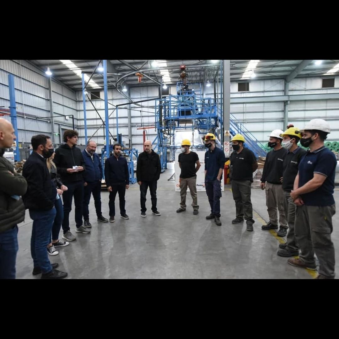 CanPopularLP's tweet photo. En el día de ayer, recibimos en Gral. Pico y Santa Rosa a nuestro referente @gugalusto 🇵🇱

Visitamos empresas, recorrimos las calles, charlamos con comerciantes y vecinos/as y nos pusimos por delante, seguir trabajando de cara a las elecciones del 14 de Noviembre https://t.co/hkxKnDpma6