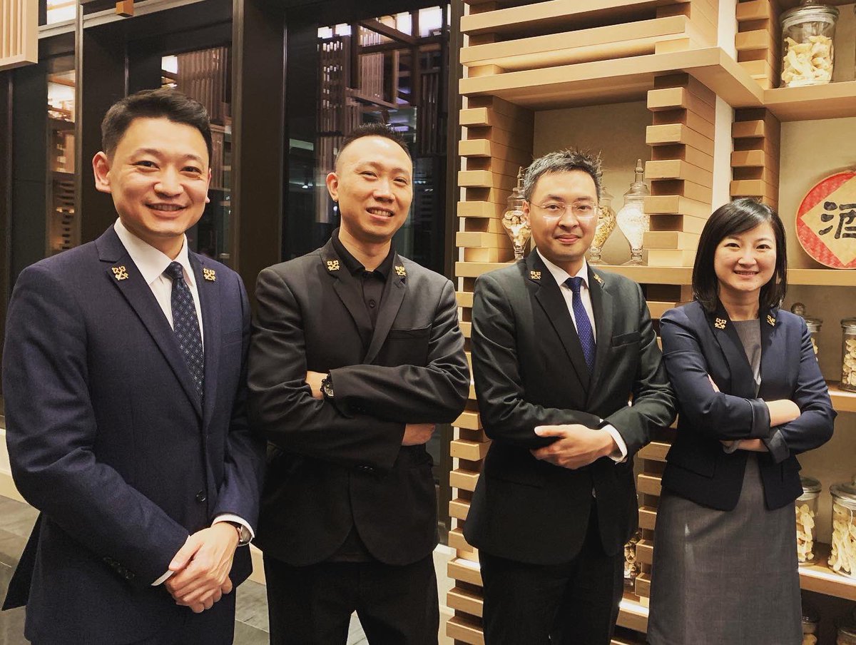 lesclefsdormac1's tweet photo. Les Clefs d’Or Macau is proud to present our newest active members. Congratulations! May you continue to uphold the credo of our organisation! Wear your pins with pride!
Please find the following website for your further information.
https://t.co/CDjEqB99UE https://t.co/Gvffvwm2xz