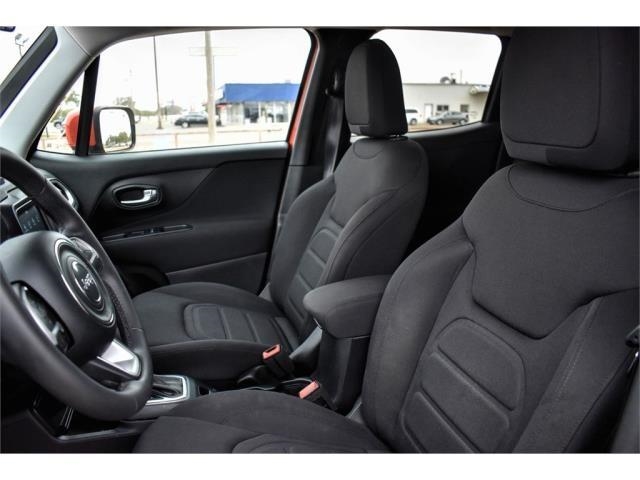 Bender_CDJ's tweet photo. Drive our dynamic 2020 Jeep Renegade Latitude in Omaha Orange🍊 and take a path to adventure that's as unique as you are! Our Latitude delivers the versatility and comfort you need to explore the world around!🌏

See it today! Click here⮕: https://t.co/8uvohRp8HL https://t.co/mrE6M98w2m
