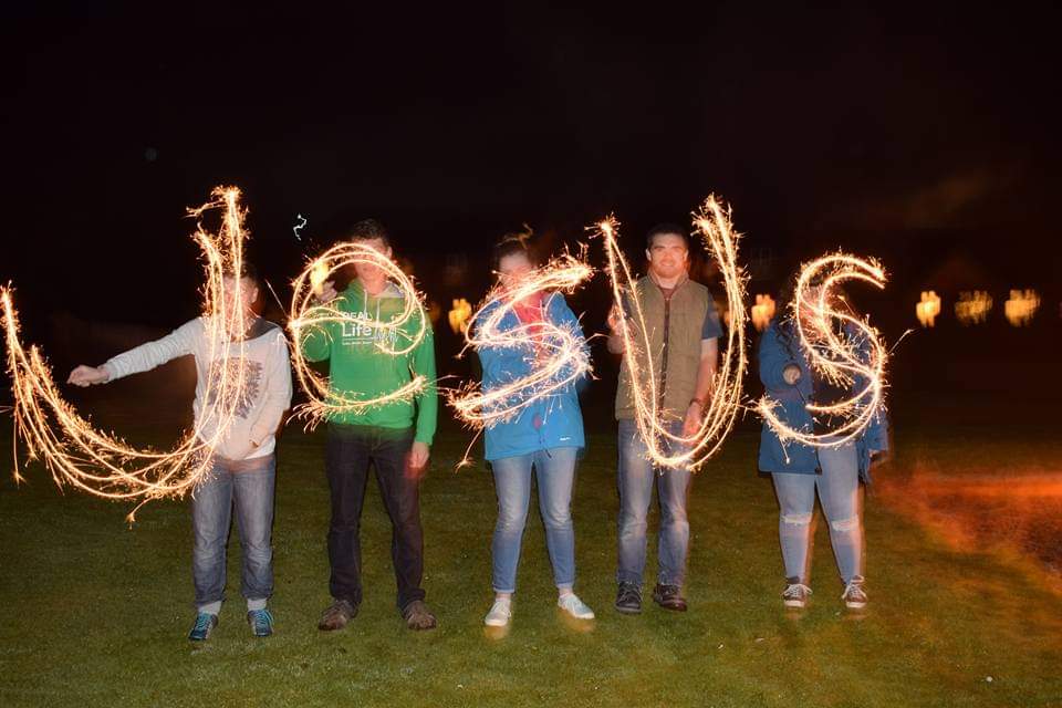 NewtownChurch's tweet photo. Remember, remember the 5th of November.
Treason against the king- thankfully Guy Fawkes' plot was scuppered! 🔥🧨
The Bible says we're all guilty of treason against the King of kings! Praise God for Jesus who has taken the punishment that our treason deserves! ✝️

#bonfirenight🔥 https://t.co/5DDN3qW7Pe