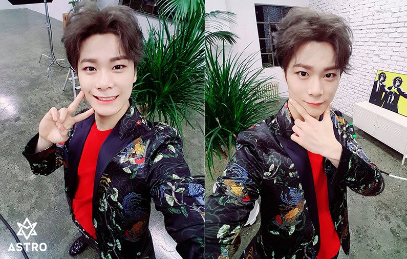 offclDALKONG's tweet photo. 😄✌️

 #문빈 #MOONBIN #ASTRO https://t.co/l93GHlYRTo