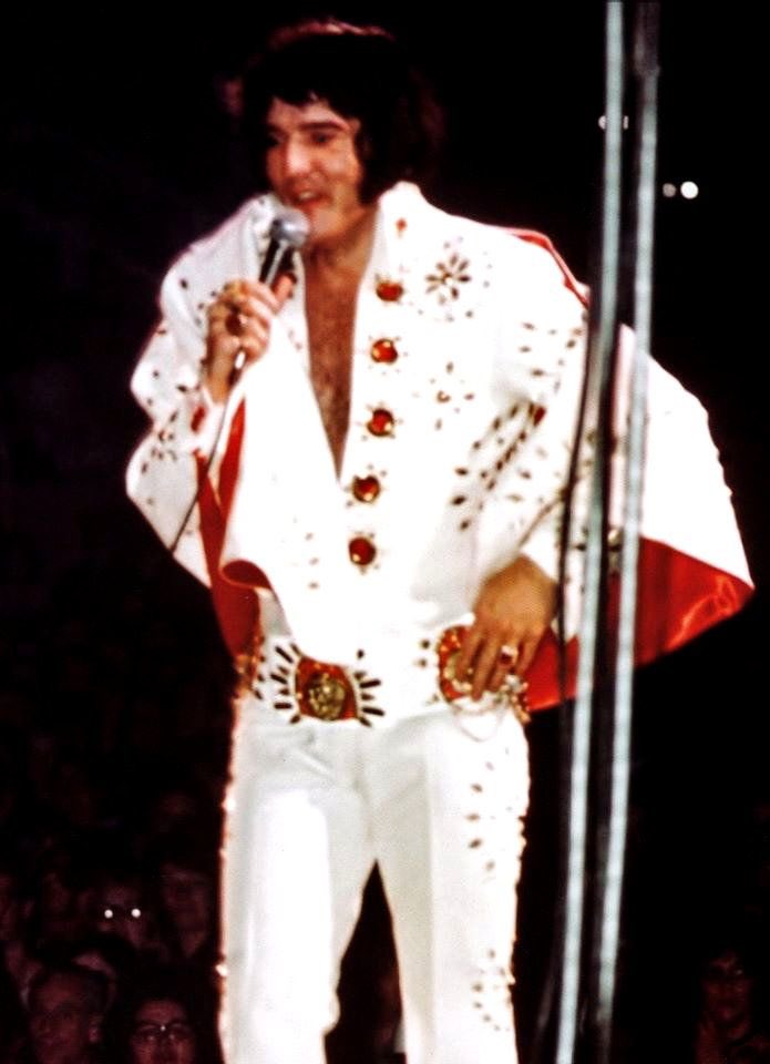 CoryKarma's tweet photo. #OnThisDay 🗓 in 1971, #ElvisPresley kicked off a 15-date tour at the Metropolitan Sports Center in Minneapolis. 

#AlDvorin uttered the phrase: "Elvis has left the building" at the end of the show for the first time, in an effort to disband the crowd.🎶 https://t.co/p1jfz81CYG